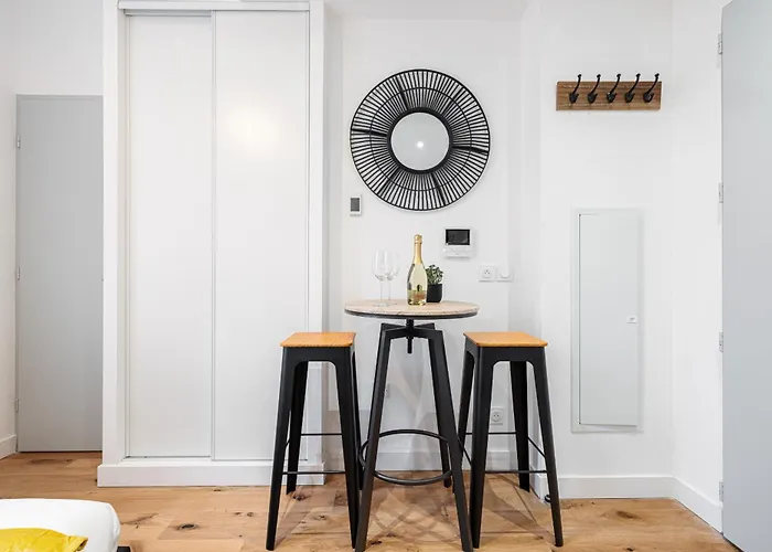 Apartment Charming Center 108 *